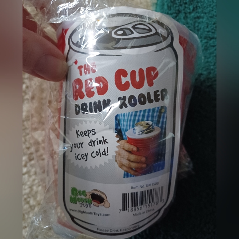 Red cup drink kooler